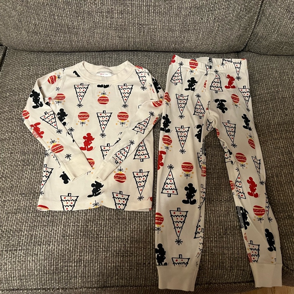 Mickey Mouse Christmas pajama, Hanna Anderson, 4T
